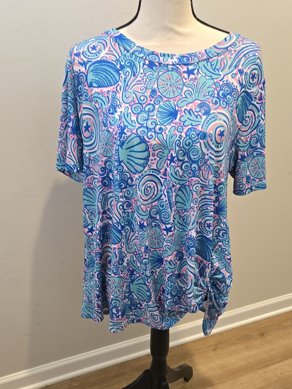 Simply Southern Blue and Pink Seashell Print Short Sleeve Top
